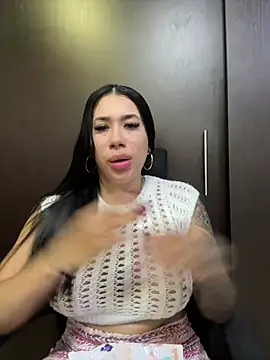 kiim taaylor online show from 03/20/25, 12:32