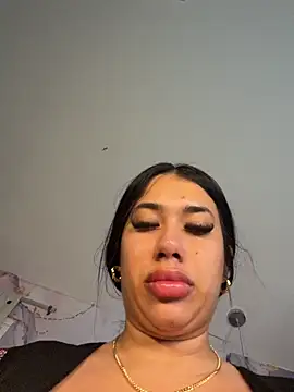 kiim taaylor online show from 02/16/26, 11:42