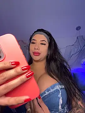 kiim taaylor online show from 11/28/25, 11:21