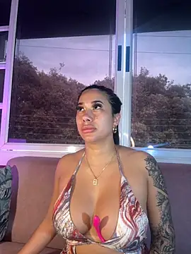 kiim taaylor online show from 09/18/25, 01:25