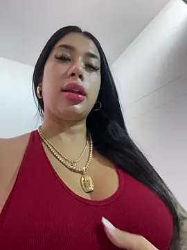 kiim taaylor online show from 10/28/25, 03:00