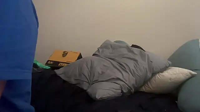 nakud4u online show from 12/18/25, 03:44