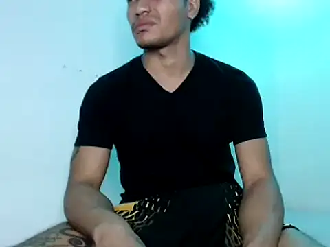 Snapshot of Brett_Black_ chatting on 12/04/24, 12:13 Brett Black online show from 12/04/24, 12:13