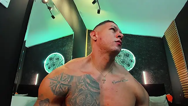 MassimoWalton2 online show from 01/11/25, 02:30