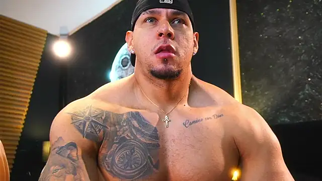 MassimoWalton2 online show from 11/05/25, 12:08