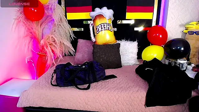 Bunny O online show from 09/17/25, 08:33