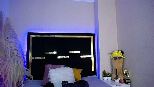 Bunny O online show from 10/04/25, 08:43