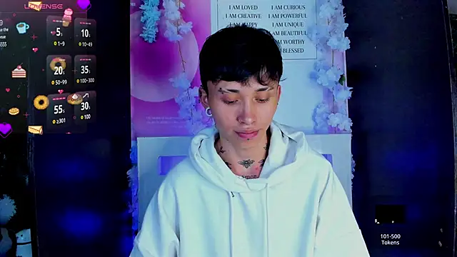 Snapshot of juniior_2311_ chatting on 02/15/25, 07:28 juniior 2311 online show from 02/15/25, 07:28