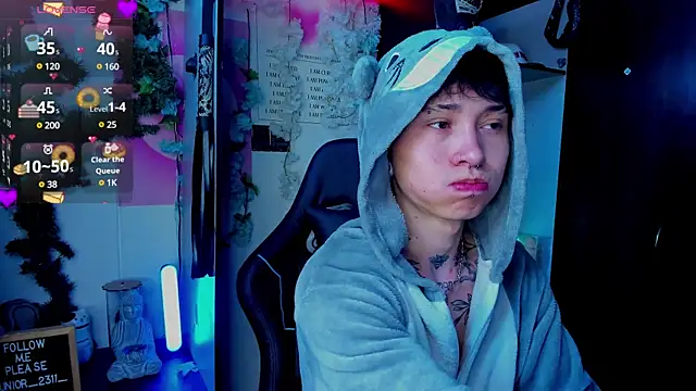 Snapshot of juniior_2311_ chatting on 03/21/25, 12:28 juniior 2311 online show from 03/21/25, 12:28