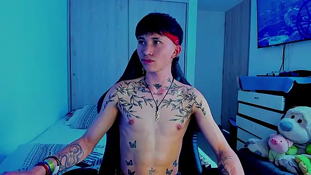 juniior 2311  online show from 02/05/26, 08:37