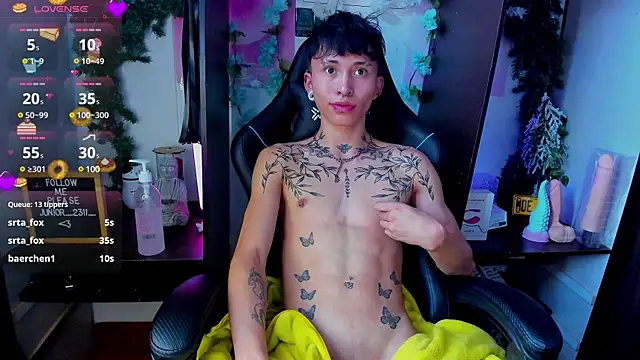 Snapshot of juniior_2311_ chatting on 03/20/25, 06:09 juniior 2311 online show from 03/20/25, 06:09