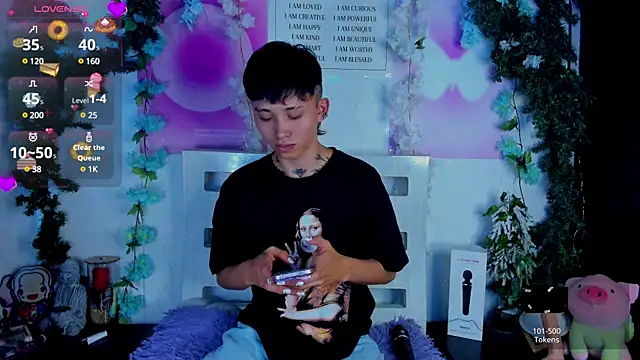 Snapshot of juniior_2311_ chatting on 01/29/25, 08:04 juniior 2311 online show from 01/29/25, 08:04