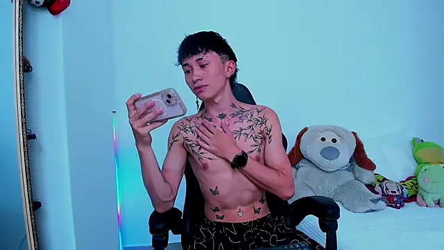 Snapshot of juniior_2311_ chatting on 10/24/25, 06:07 juniior 2311 online show from 10/24/25, 06:07