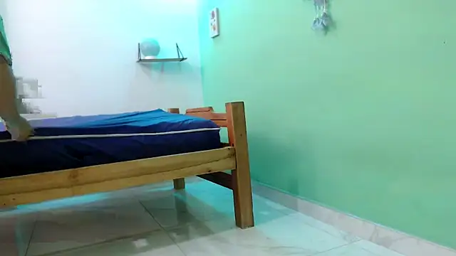 evaleribigtits18 online show from 04/03/26, 01:34