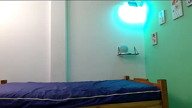 evaleribigtits18 online show from 03/16/26, 01:57