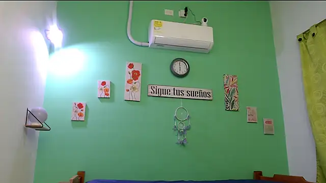 evaleribigtits18 online show from 02/05/26, 01:23