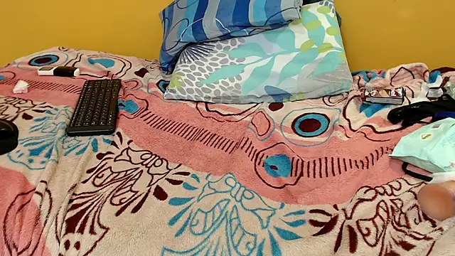 evaleribigtits18 online show from 02/08/25, 10:50