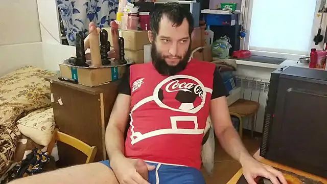 Snapshot of BISEXGOOD777 chatting on 12/18/25, 08:41 BISEXGOOD777 online show from 12/18/25, 08:41