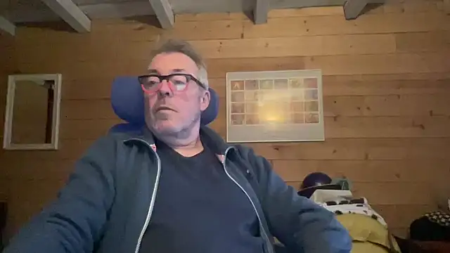 Snapshot of lelohop chatting on 01/20/25, 07:25 lelohop online show from 01/20/25, 07:25