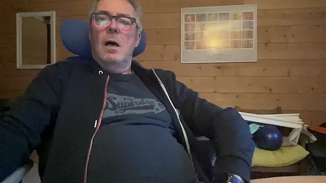 Snapshot of lelohop chatting on 02/05/25, 07:18 lelohop online show from 02/05/25, 07:18