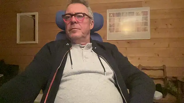 Snapshot of lelohop chatting on 01/23/25, 05:24 lelohop online show from 01/23/25, 05:24