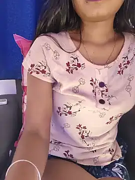yhona darling online show from 06/15/26, 12:16