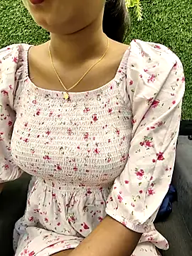 yhona darling online show from 03/31/26, 03:19