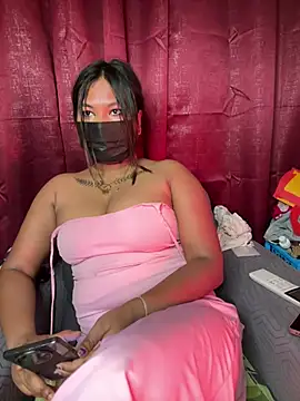 Hot Urvi online show from 04/15/26, 09:04