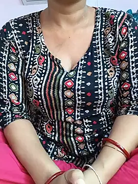 Snapshot of MUMTAJ-1 chatting on 05/25/26, 01:27 MUMTAJ-1 online show from 05/25/26, 01:27