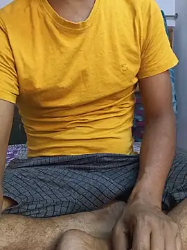 Snapshot of MUMTAJ-1 chatting on 05/15/26, 04:38 MUMTAJ-1 online show from 05/15/26, 04:38