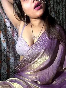 Snapshot of pikaindian chatting on 10/08/25, 10:39 pikaindian online show from 10/08/25, 10:39