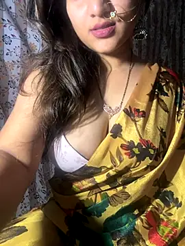 Snapshot of pikaindian chatting on 10/13/25, 12:18 pikaindian online show from 10/13/25, 12:18