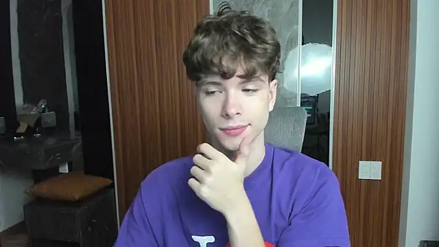 calvin love you online show from 04/10/26, 05:09