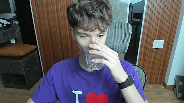 calvin love you online show from 05/08/26, 05:17