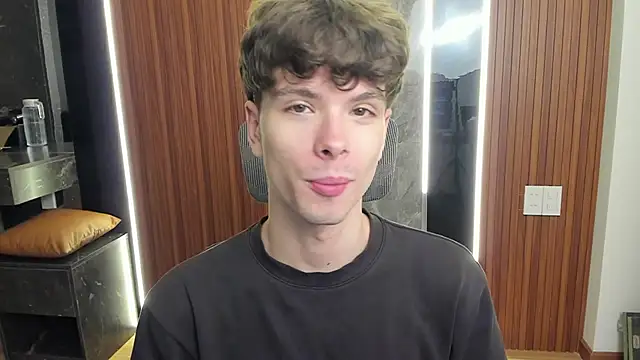 calvin love you online show from 04/18/26, 05:15