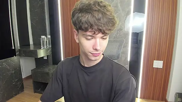 calvin love you online show from 03/30/26, 05:14