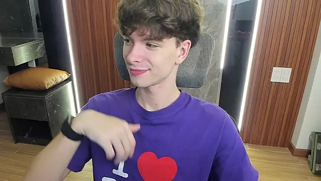 calvin love you online show from 05/01/26, 05:18