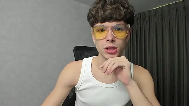 calvin love you online show from 03/04/26, 05:10