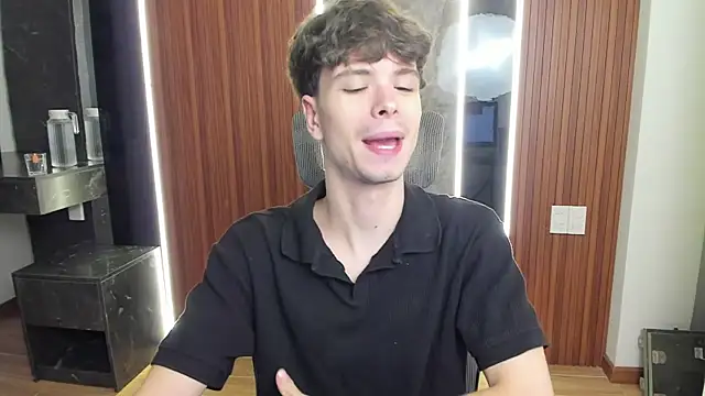 calvin love you online show from 03/31/26, 05:15