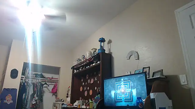 Snapshot of ManaB88 chatting on 04/29/26, 02:05 ManaB88 online show from 04/29/26, 02:05