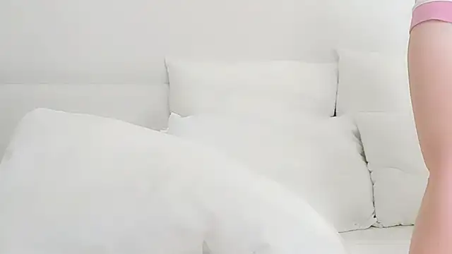 MoonAngelic online show from 04/28/26, 02:27