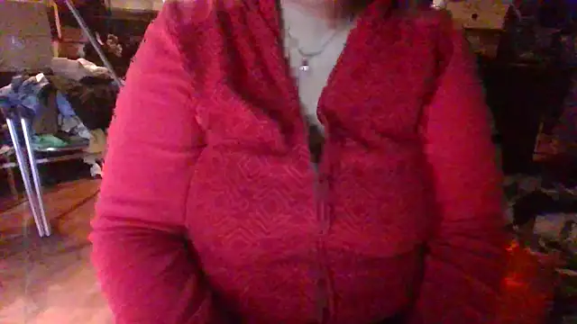 Snapshot of maria38xxx chatting on 10/01/25, 06:45 maria38xxx online show from 10/01/25, 06:45
