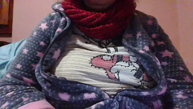 Snapshot of maria38xxx chatting on 12/31/24, 10:34 maria38xxx online show from 12/31/24, 10:34