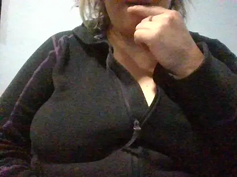 maria38xxx online show from 11/09/25, 12:25