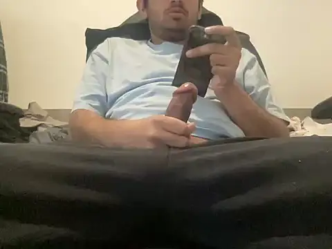 Snapshot of Har3199 chatting on 02/07/26, 12:35 Har3199 online show from 02/07/26, 12:35