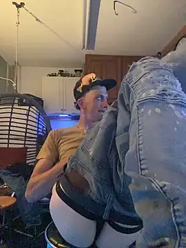 Naughty Excitement online show from 04/17/26, 11:40