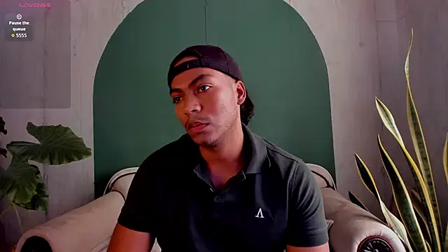 noah jones   online show from 11/24/25, 05:02