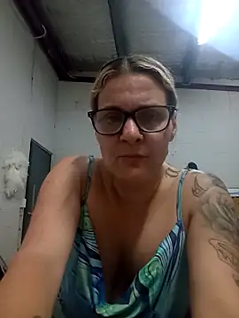 llASHll online show from 11/20/25, 05:02