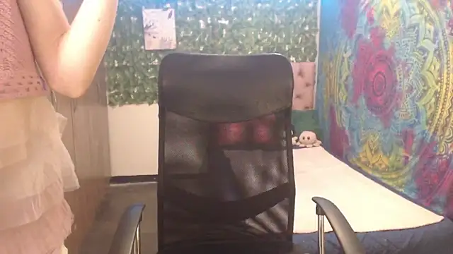 BurningVenus12 online show from 11/21/25, 05:06