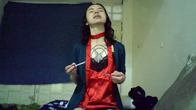 Snapshot of CELEna098rs707 chatting on 04/01/26, 11:01 CELEna098rs707 online show from 04/01/26, 11:01